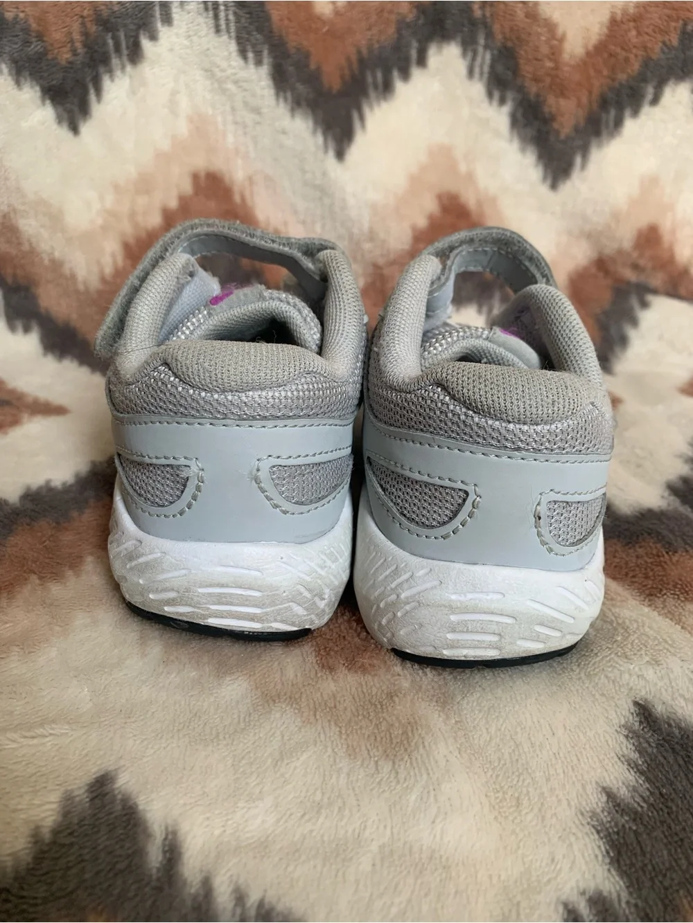 New Balance 519 Running Shoes Baby Toddler Size 8.5 Easy On Gray Purple